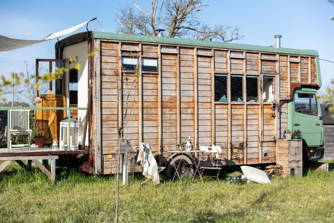 The Hoot Romantic Glamping Southwick  ภายนอก รูปภาพ
