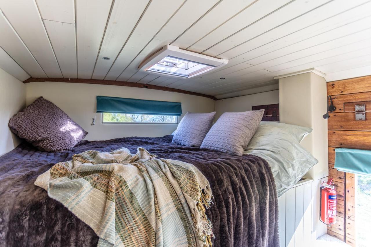 The Hoot Romantic Glamping Southwick  ภายนอก รูปภาพ